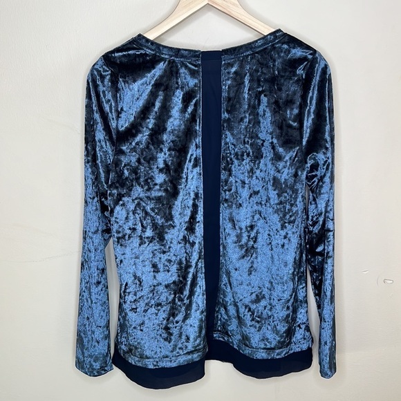 JODIFL SMALL VELVET-FEEL LONG SLEEVED BLOUSE with SHEER BACKSIDE STRIP BLUE NEW - Picture 10 of 11